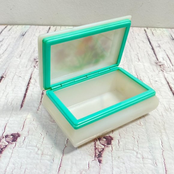 Vintage Jewelry Keepsake Box, Handmade Floral Plastic Trinket Chest - Picture 3 of 10